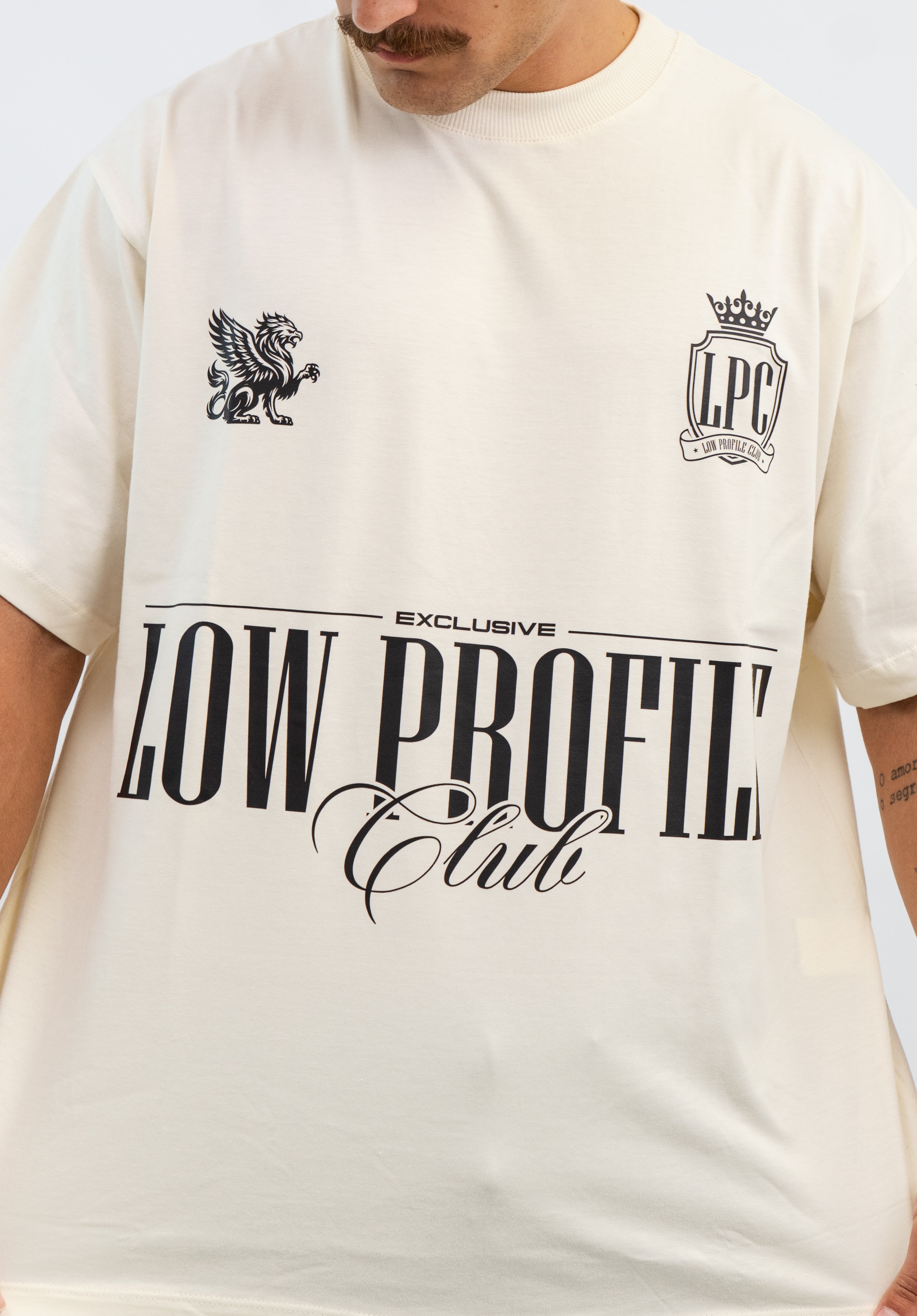 Camiseta Oversized Branca The Club